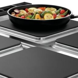 296325 Bartscher 4 Platten Elektroherd, EBO 2/1 GN | KLA Gastroküchen